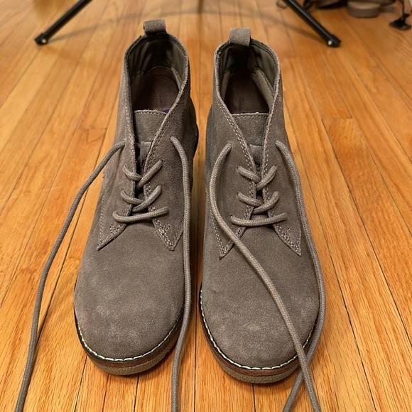 White mountain tie up heeled, taupe, 8.5, wedges - Picture 2 of 6